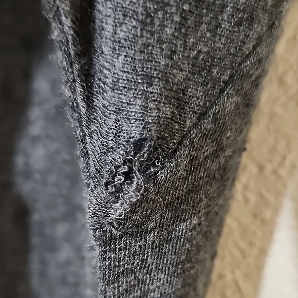 Aeropostale Black Fitted T-Shirt with Sequin Graphic - Picture 7 of 8